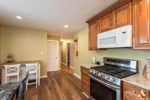 7518 Sholer Ave, Bridgeview, IL 60455 photo 8