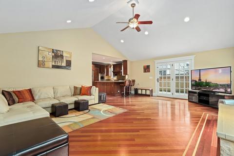 8212 N Newcastle Ave, Niles, IL 60714 photo 7