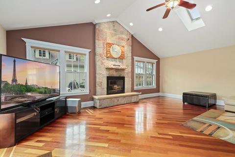 8212 N Newcastle Ave, Niles, IL 60714 photo 5