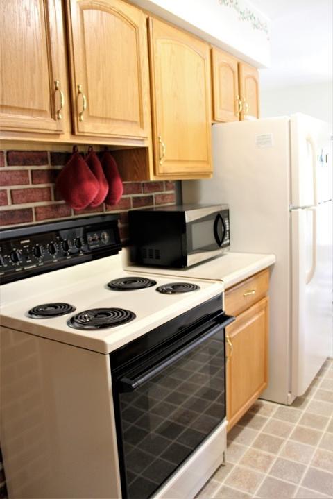 403 S Jackson St, Morrison, IL 61270 photo 8