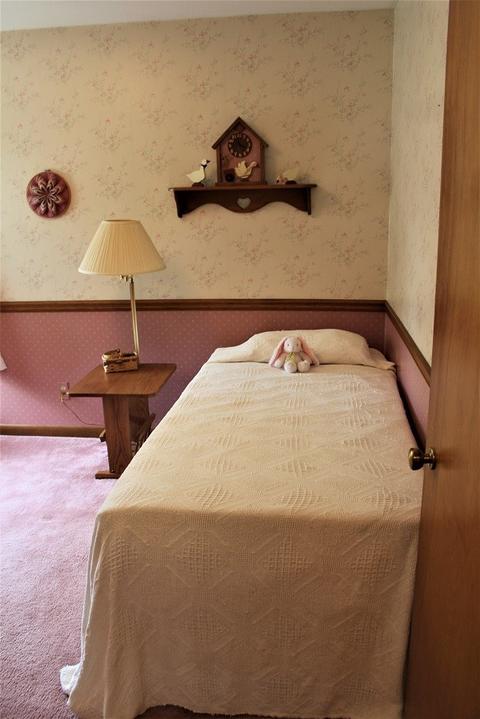 403 S Jackson St, Morrison, IL 61270 photo 9