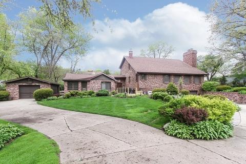 122 Hickory Rd, Oakwood Hills, IL 60013 photo 1