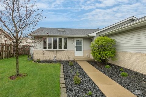 2107 Lolo Pass Dr, Plainfield, IL 60585 photo 2