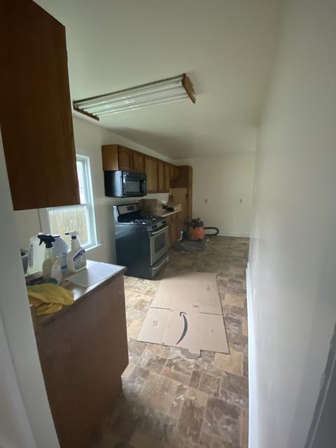 207 E Abe St, Plano, IL 60545 photo 7