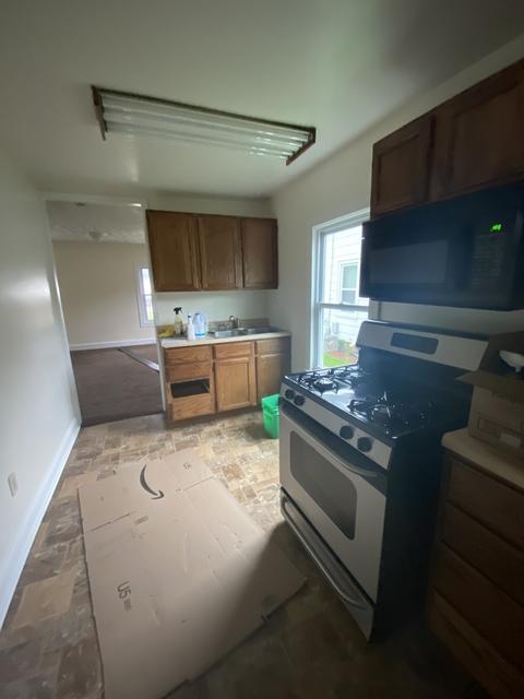 207 E Abe St, Plano, IL 60545 photo 9