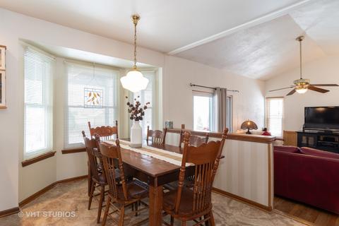 1315 Northgate Dr, Bartlett, IL 60103 photo 3