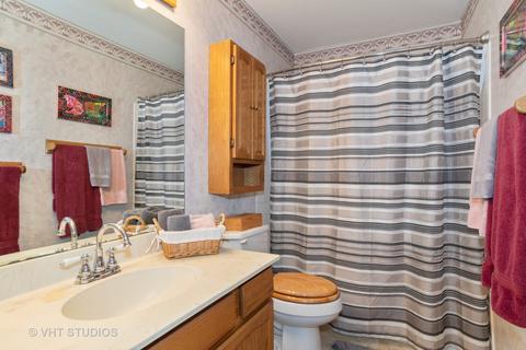 1315 Northgate Dr, Bartlett, IL 60103 photo 12
