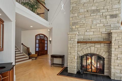 548 Ridgemoor Dr, Willowbrook, IL 60527 photo 7