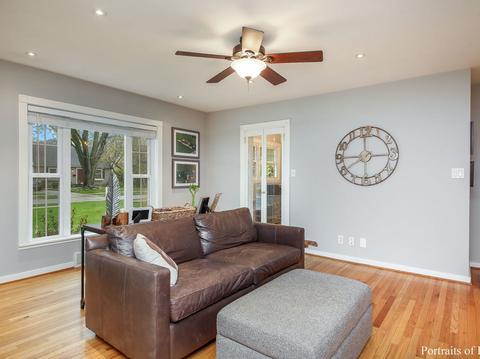 420 S Wright St, Naperville, IL 60540 photo 6