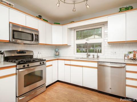 420 S Wright St, Naperville, IL 60540 photo 9
