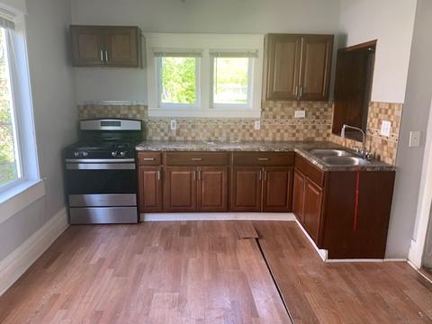 147 Trask St, Aurora, IL 60505 photo 5
