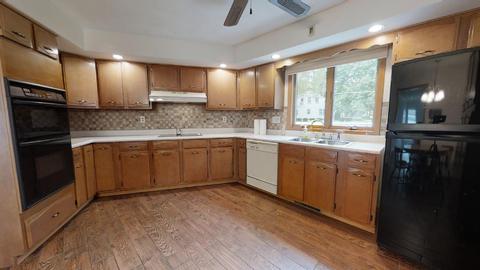 440 E Main St, Arcola, IL 61910 photo 28