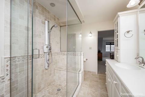 718 Braintree Ln, Bartlett, IL 60103 photo 25