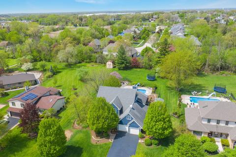 718 Braintree Ln, Bartlett, IL 60103 photo 5