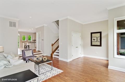 302 E 18th St, Chicago, IL 60616 photo 4