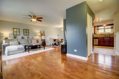 1406 Avery Ave, Wheaton, IL 60187 photo 5