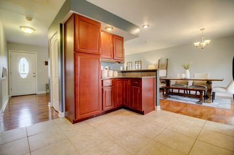 1406 Avery Ave, Wheaton, IL 60187 photo 14