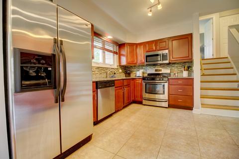 1406 Avery Ave, Wheaton, IL 60187 photo 12