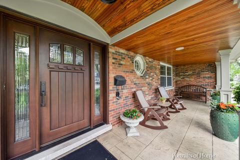 1315 Gamon Rd, Wheaton, IL 60189 photo 4