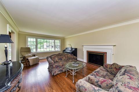 1315 Gamon Rd, Wheaton, IL 60189 photo 6