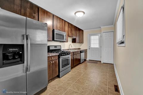 430 E Merle Ln, Wheeling, IL 60090 photo 4