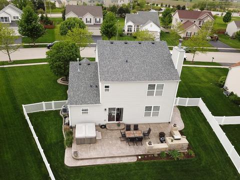1604 Red Maple Dr, Plainfield, IL 60586 photo 3