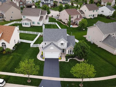 1604 Red Maple Dr, Plainfield, IL 60586 photo 1
