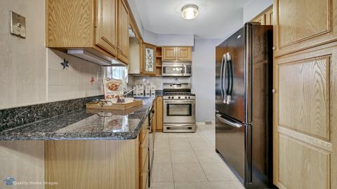 861 Deborah Ave, Elgin, IL 60123 photo 7