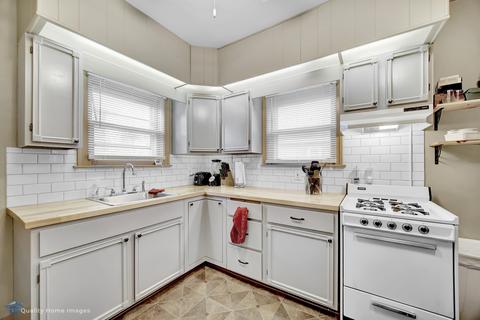 1074 S 6th Ave, Kankakee, IL 60901 photo 6