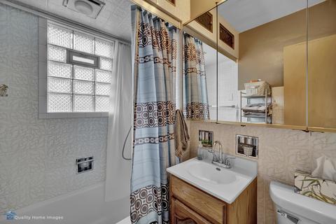 1074 S 6th Ave, Kankakee, IL 60901 photo 11