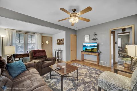 1074 S 6th Ave, Kankakee, IL 60901 photo 3