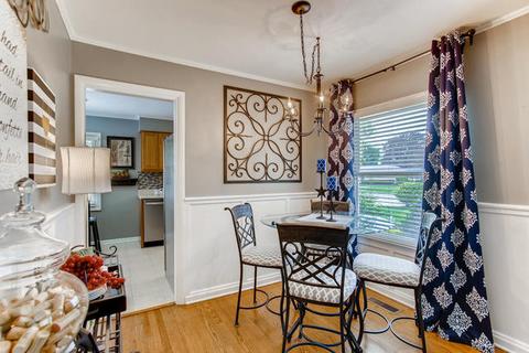 419 S Beverly St, Wheaton, IL 60187 photo 17