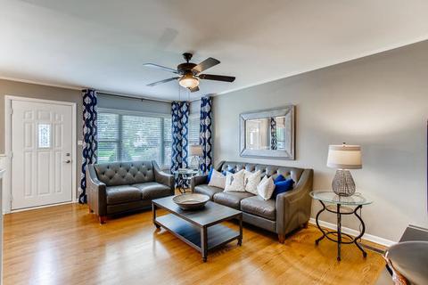 419 S Beverly St, Wheaton, IL 60187 photo 3