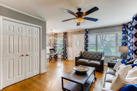 419 S Beverly St, Wheaton, IL 60187 photo 4