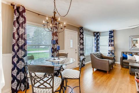 419 S Beverly St, Wheaton, IL 60187 photo 5