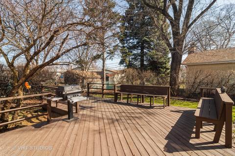 1499 Phoenix Dr, Des Plaines, IL 60018 photo 17