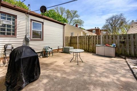 1300 N Hillside Ave, Berkeley, IL 60163 photo 18