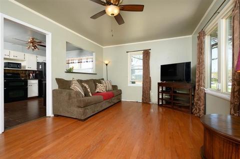 1300 N Hillside Ave, Berkeley, IL 60163 photo 4