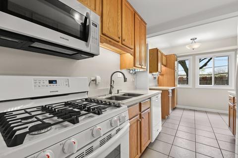 1915 Pierce Rd, Hoffman Estates, IL 60169 photo 7