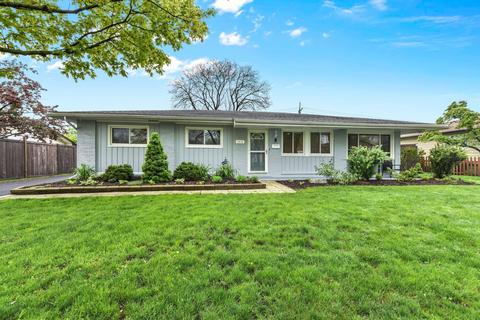 1915 Pierce Rd, Hoffman Estates, IL 60169 photo 1