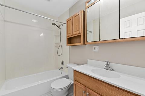 1915 Pierce Rd, Hoffman Estates, IL 60169 photo 15