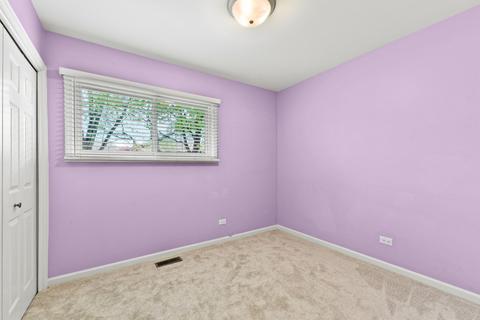 1915 Pierce Rd, Hoffman Estates, IL 60169 photo 14