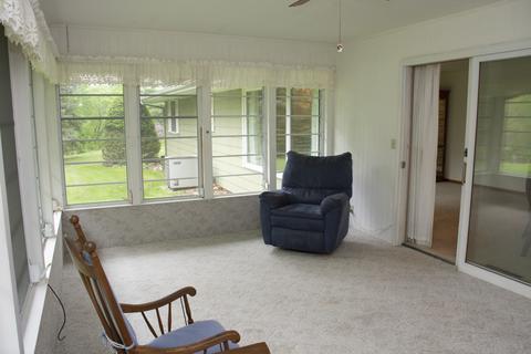 1016 Hilltop Dr, Morrison, IL 61270 photo 5