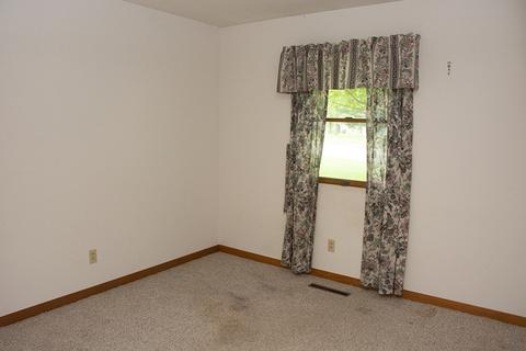 1016 Hilltop Dr, Morrison, IL 61270 photo 7