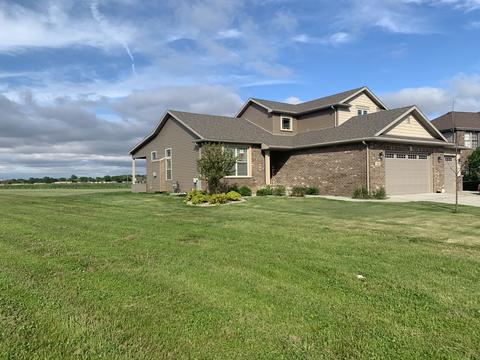 375 Spring Park Loop, Bourbonnais, IL 60914 photo 3