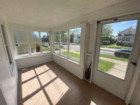 635 High St, Aurora, IL 60505 photo 17