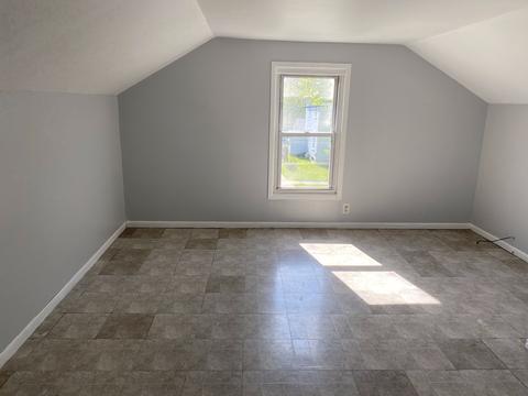 635 High St, Aurora, IL 60505 photo 11