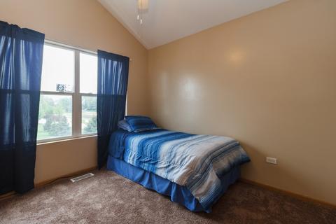 1384 Fox Hound Trl, Beecher, IL 60401 photo 9