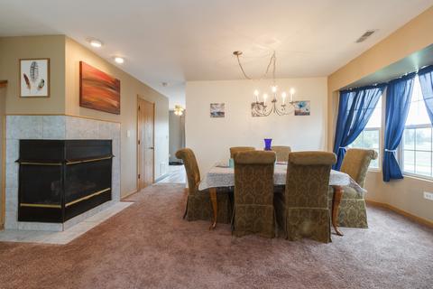 1384 Fox Hound Trl, Beecher, IL 60401 photo 2