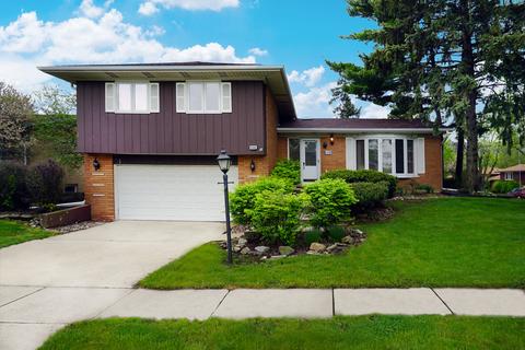 6540 Cedar Rd, Oak Forest, IL 60452 photo 2